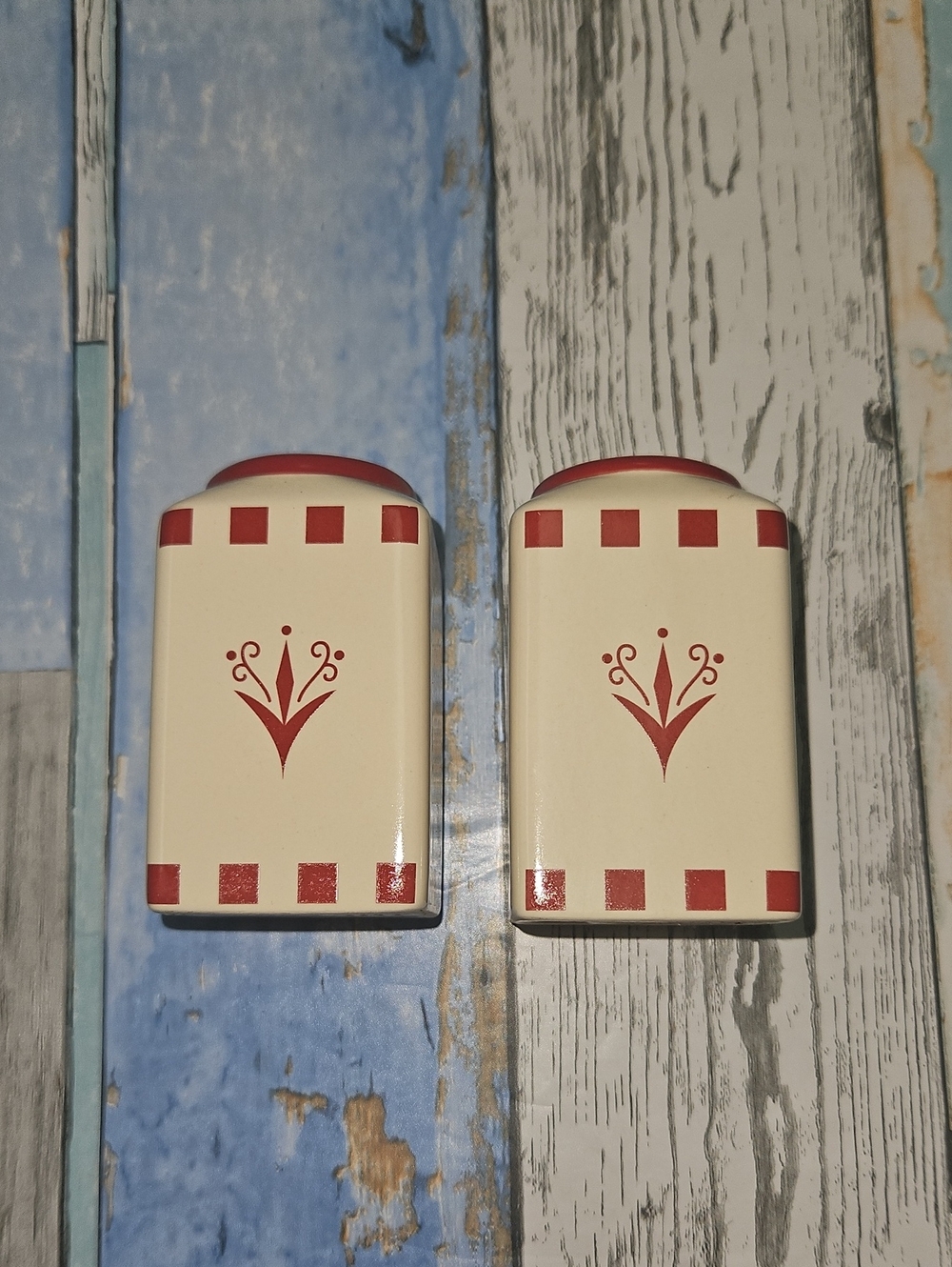 Temptations Cream and Red Decorative Salt and Pepper Shakers (Set of 2)